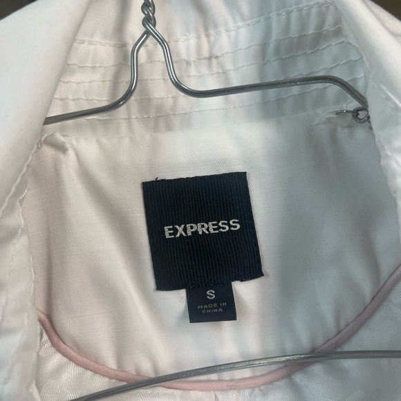 Express Women's Classic Ivory Trench Coat - Picture 3 of 3